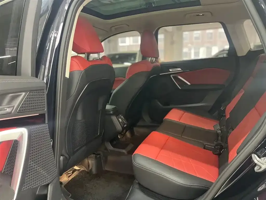 BMW X1 2023 из CN, фото 2