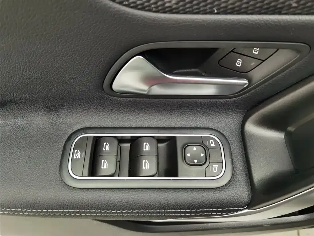 Mercedes-Benz A-Class (Import) 2022 из CN, фото 6