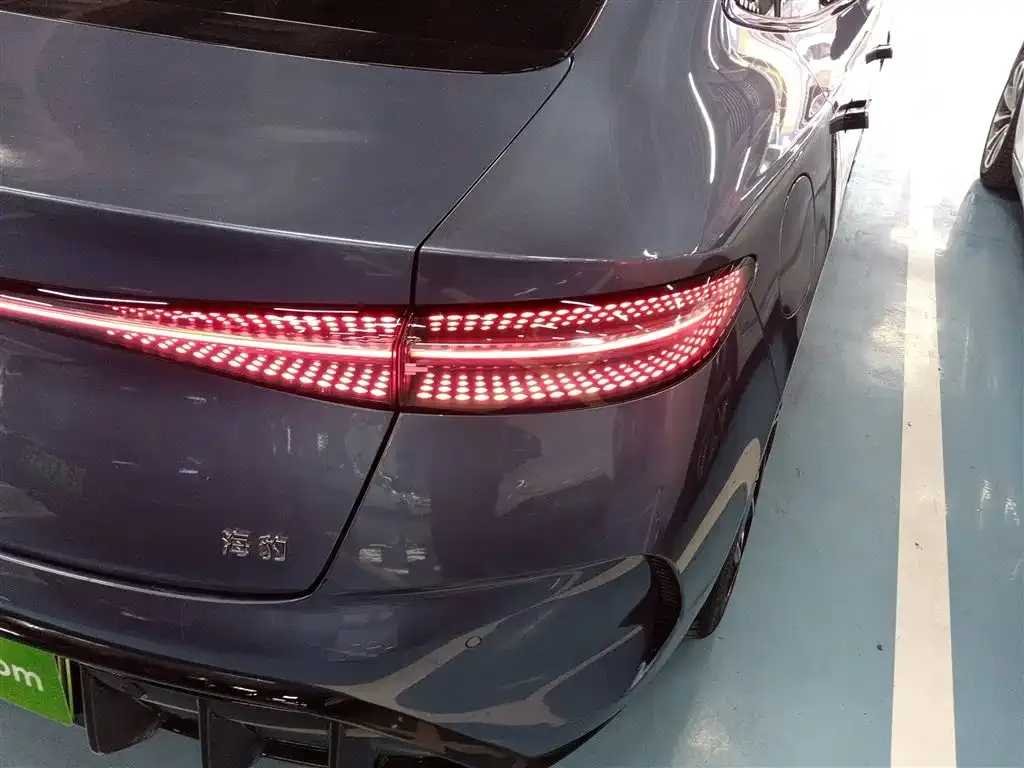 BYD Seal — фото 7