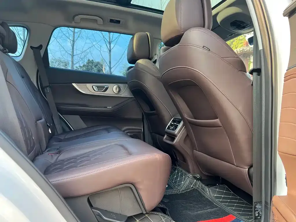 Chery Tiggo 8 PRO NEV 2023 из CN, фото 4