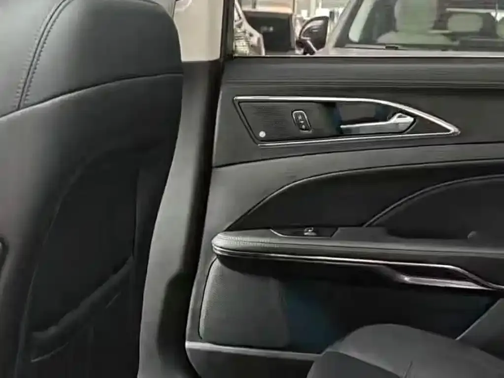 Ford Taurus 2022 из CN, фото 8