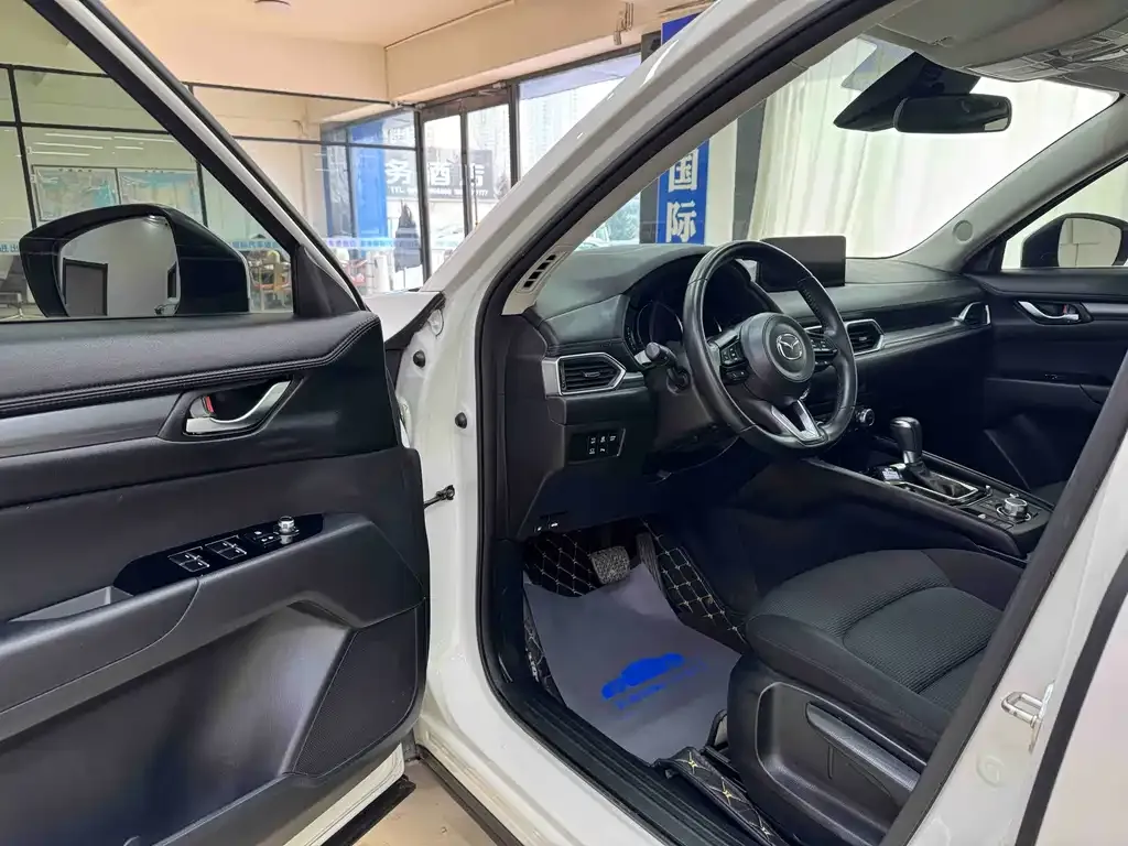Mazda CX-5 2023 из CN, фото 3