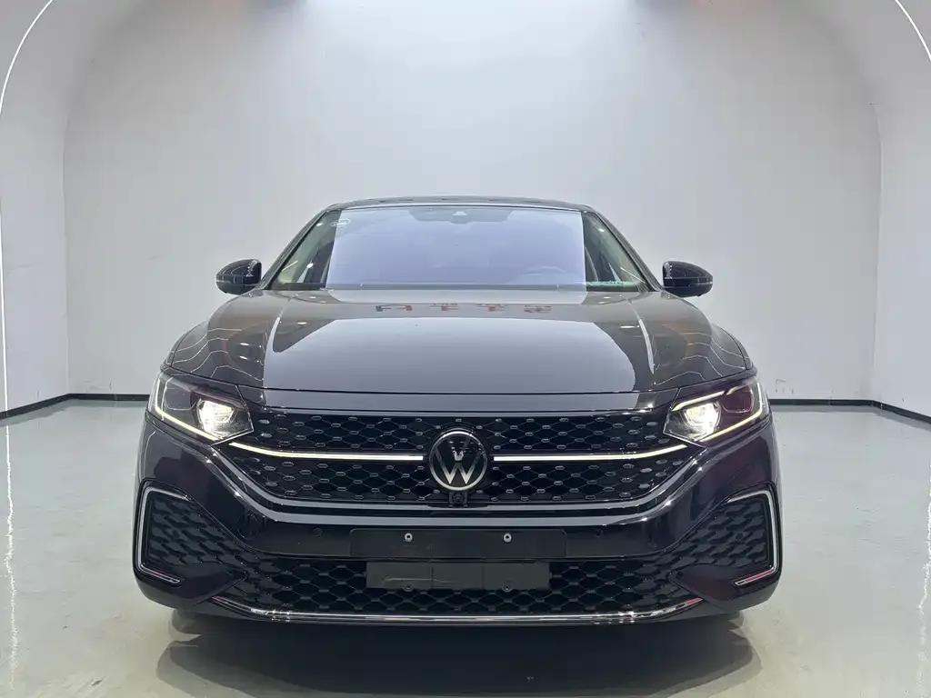 Volkswagen Passat — фото 7