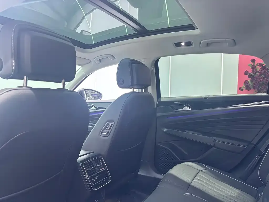 Volkswagen Passat — фото 9