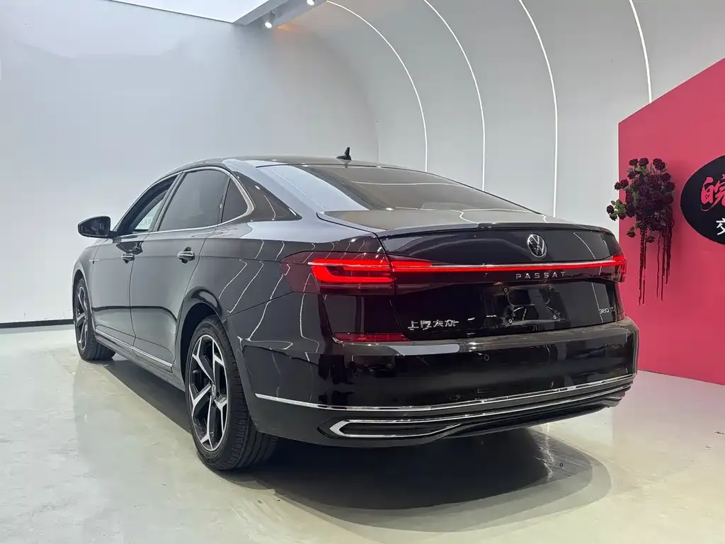 Volkswagen Passat — фото 4