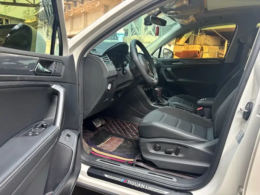 Volkswagen Tiguan L 2021 из CN, фото 3