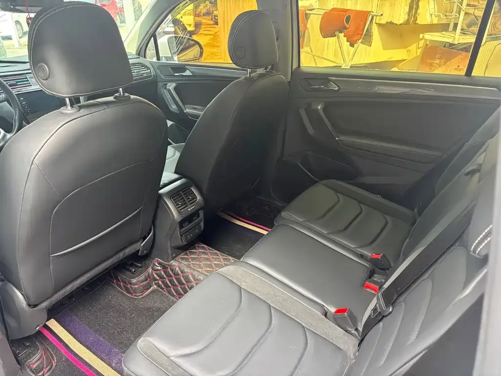 Volkswagen Tiguan L 2021 из CN, фото 7