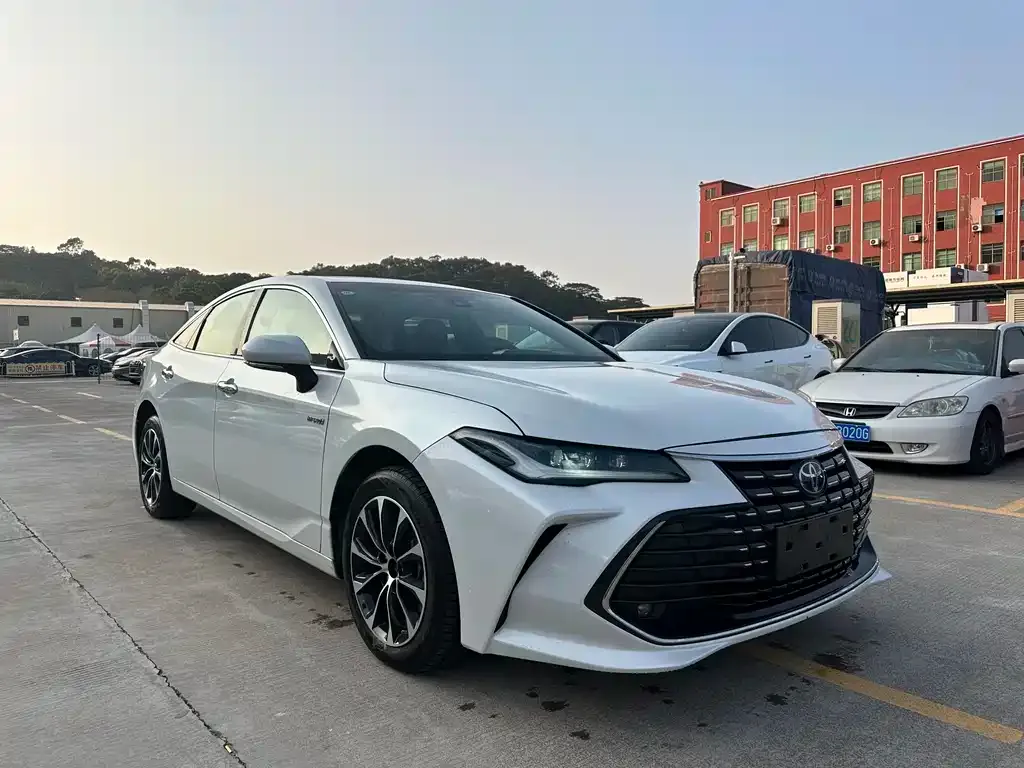Toyota Avalon 2023 из CN, фото 7