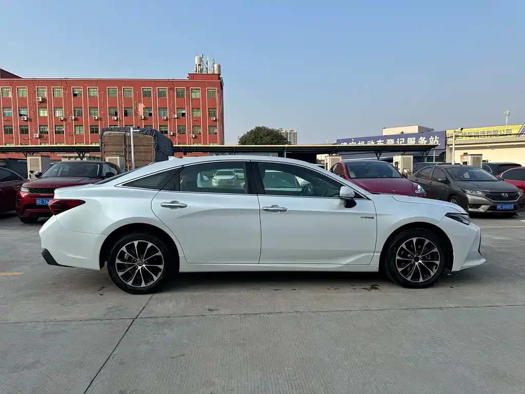 Toyota Avalon 2023 из CN, фото 3