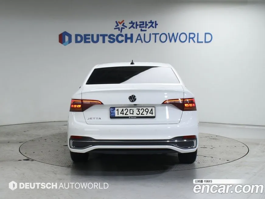 Volkswagen Jetta 2023 из KR, фото 2