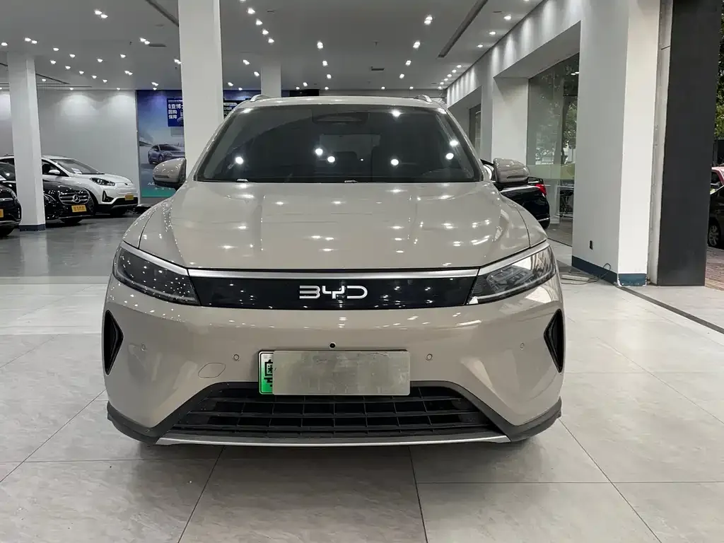 BYD Seal 05 DM-i — фото 8