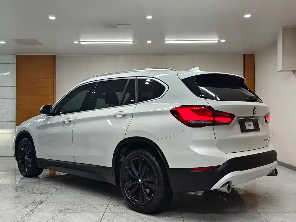 BMW X1 2021 из CN, фото 4