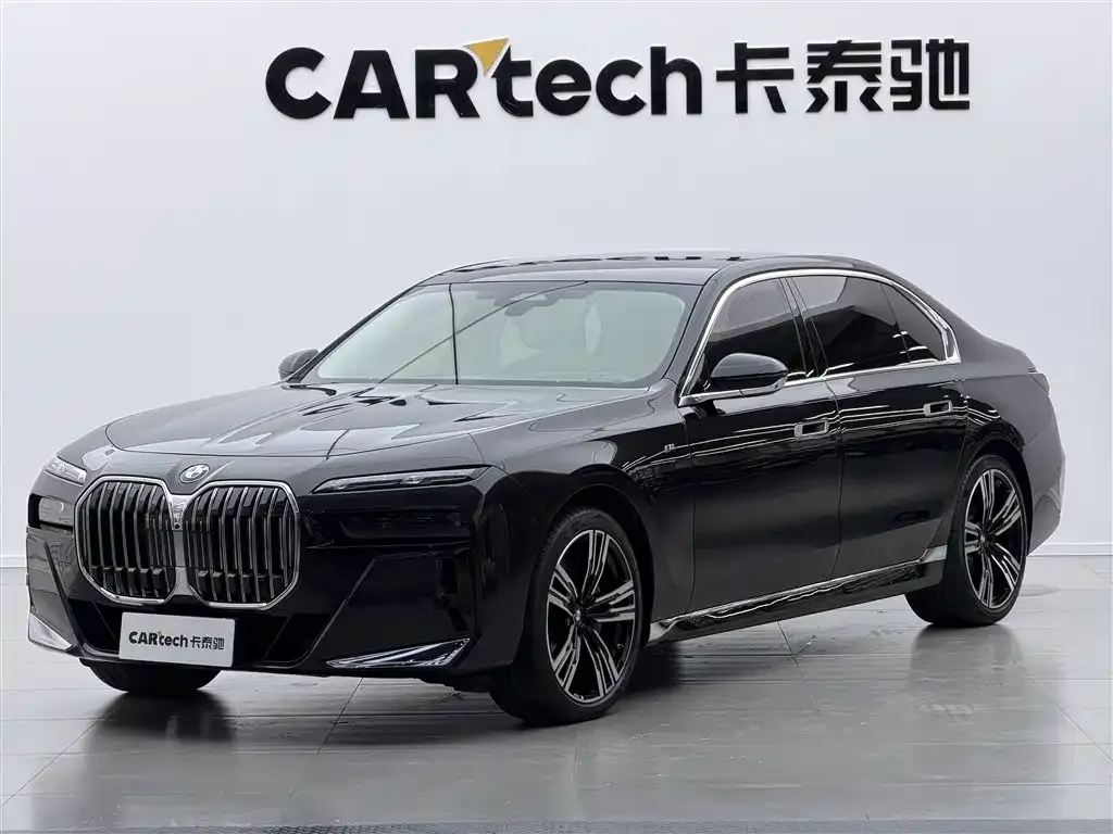 BMW 7 Series 2025 из CN, фото 7