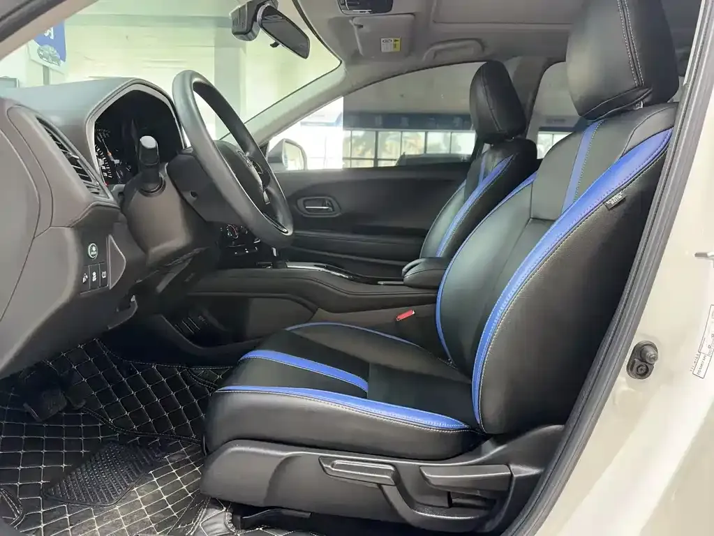 Honda Vezel 2021 из CN, фото 3