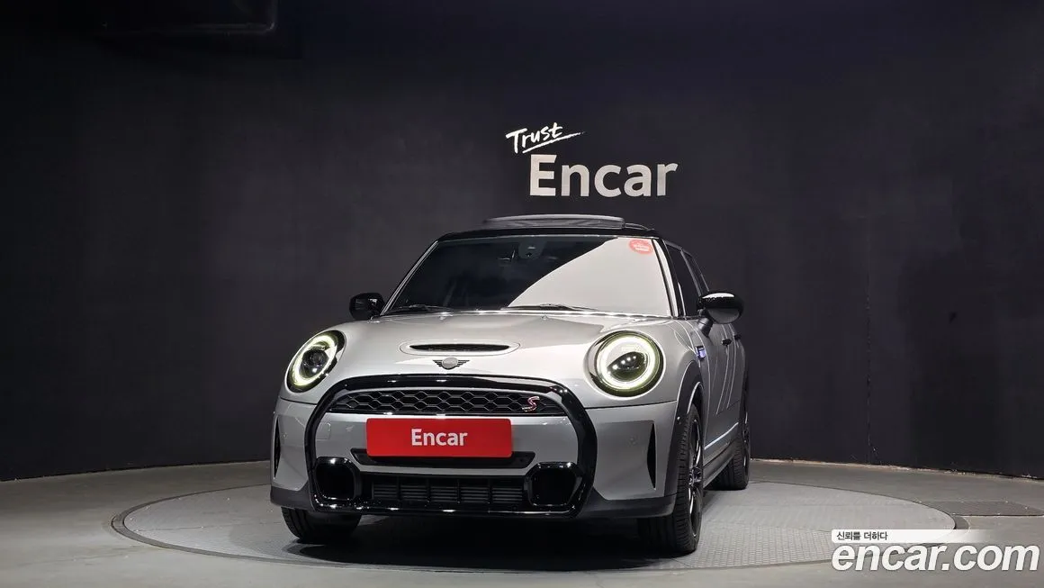 Mini Cooper 2024 из KR, фото 10
