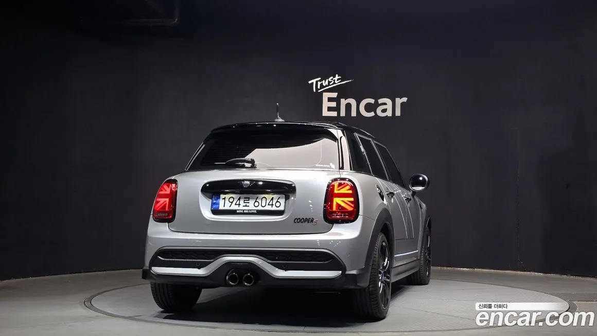 Mini Cooper 2024 из KR, фото 4