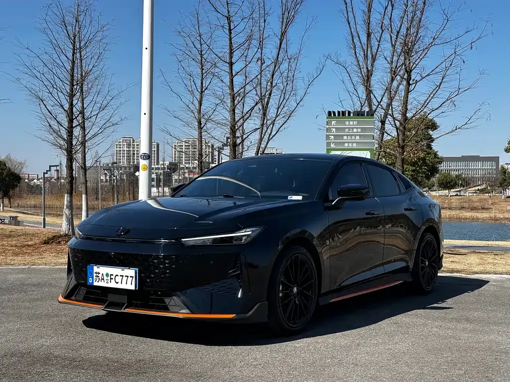 Changan UNI-V 2024 из CN, фото 1