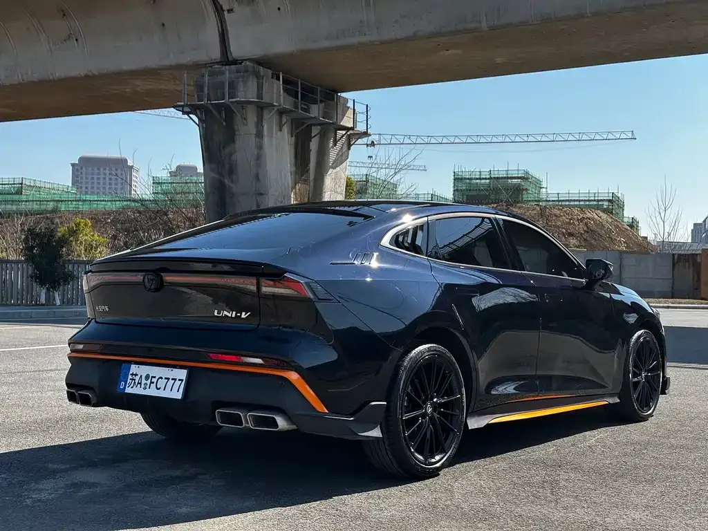 Changan UNI-V 2024 из CN, фото 7