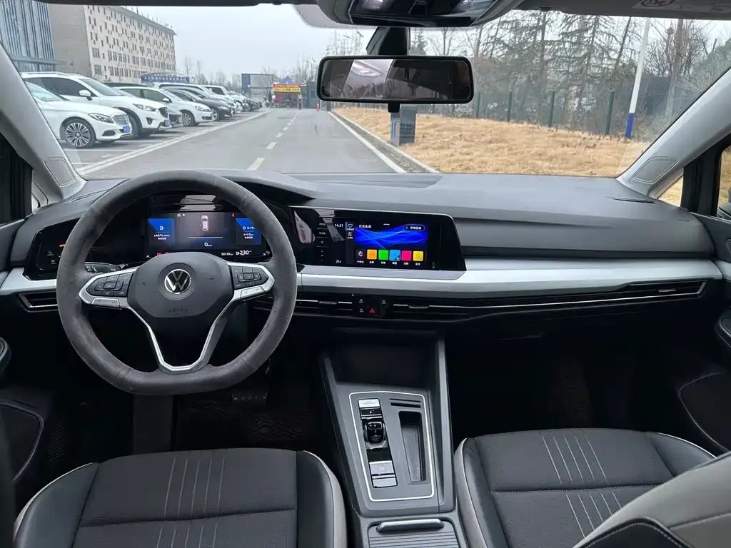 Volkswagen Golf 2021 из CN, фото 6