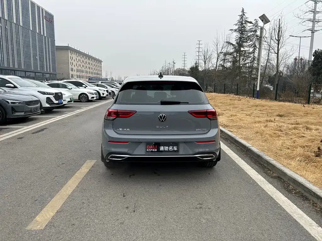 Volkswagen Golf 2021 из CN, фото 9