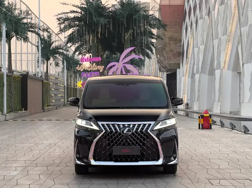 Lexus LM 2022 из CN, фото 7