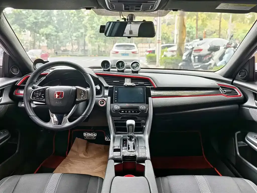 Honda Civic — фото 4