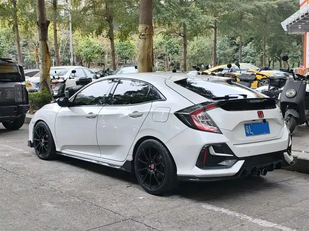 Honda Civic — фото 7