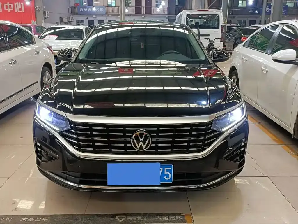 Volkswagen Passat 2023 из CN, фото 6