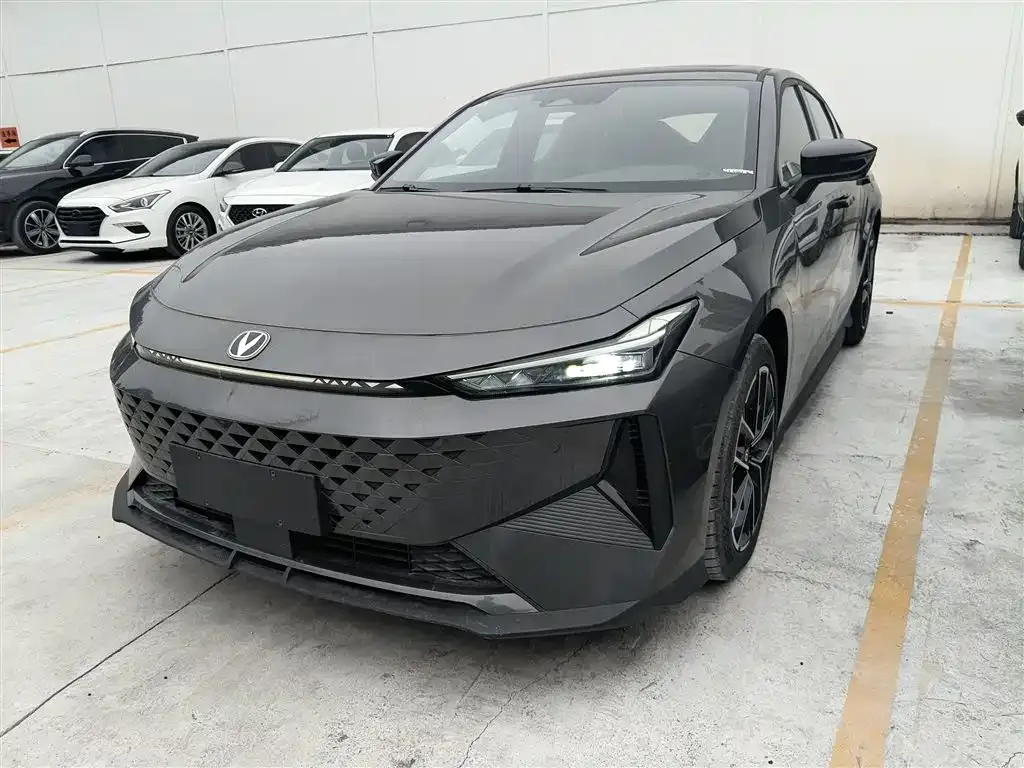 Changan UNI-V iDD 2025 из CN, фото 9