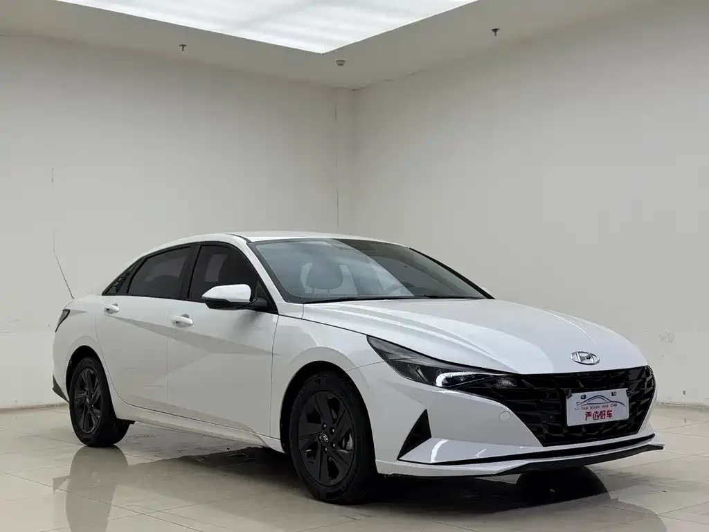 Hyundai Elantra 2023 из CN, фото 4