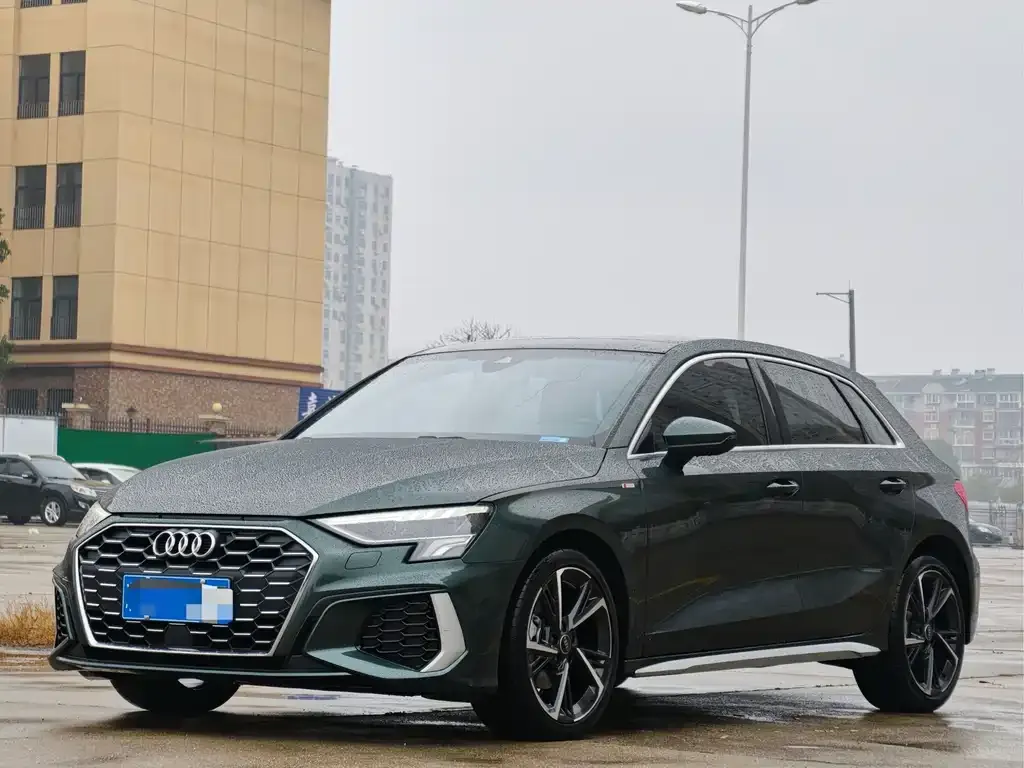 Audi A3 2022 из CN, фото 1