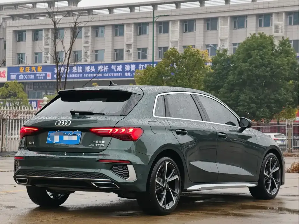 Audi A3 2022 из CN, фото 2