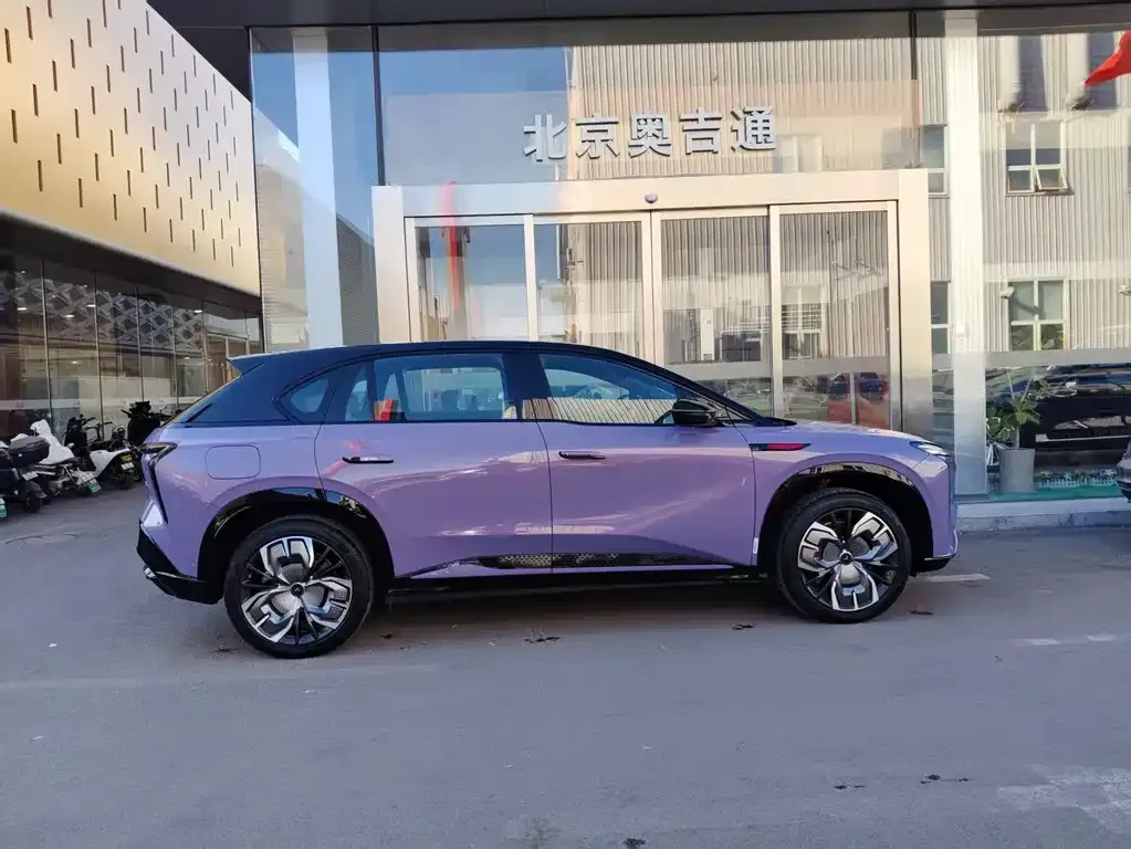 Hongqi Tiangong 08 2025 из CN, фото 7
