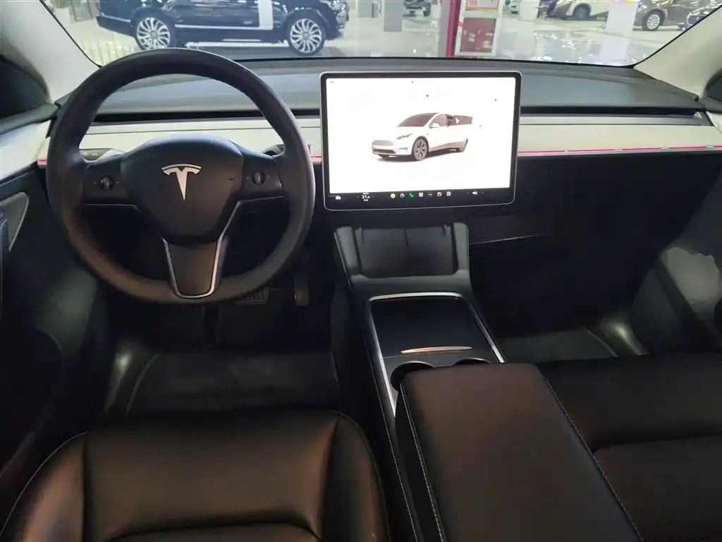Tesla Model Y 2024 из CN, фото 4