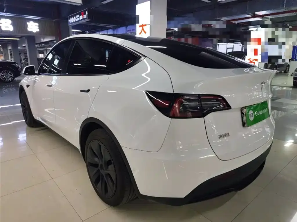 Tesla Model Y 2024 из CN, фото 7
