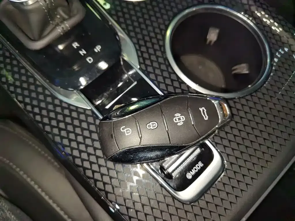 Hongqi HS3 PHEV 2025 из CN, фото 7
