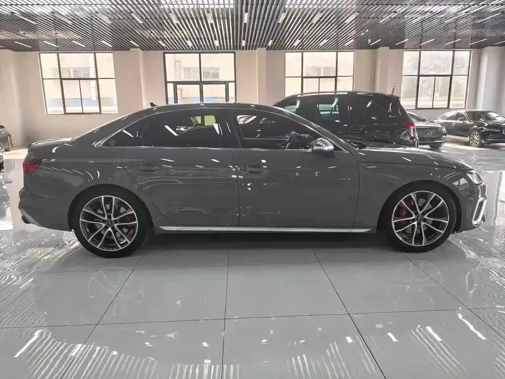 Audi S4 2022 из CN, фото 9