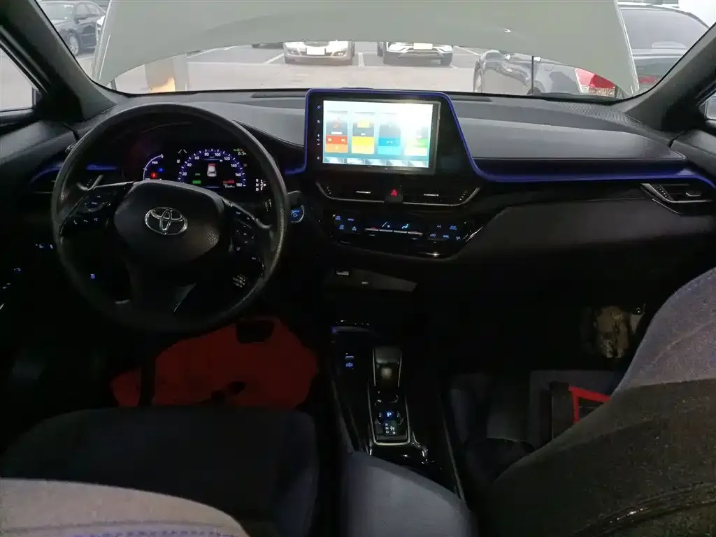 Toyota C-HR EV 2021 из CN, фото 3