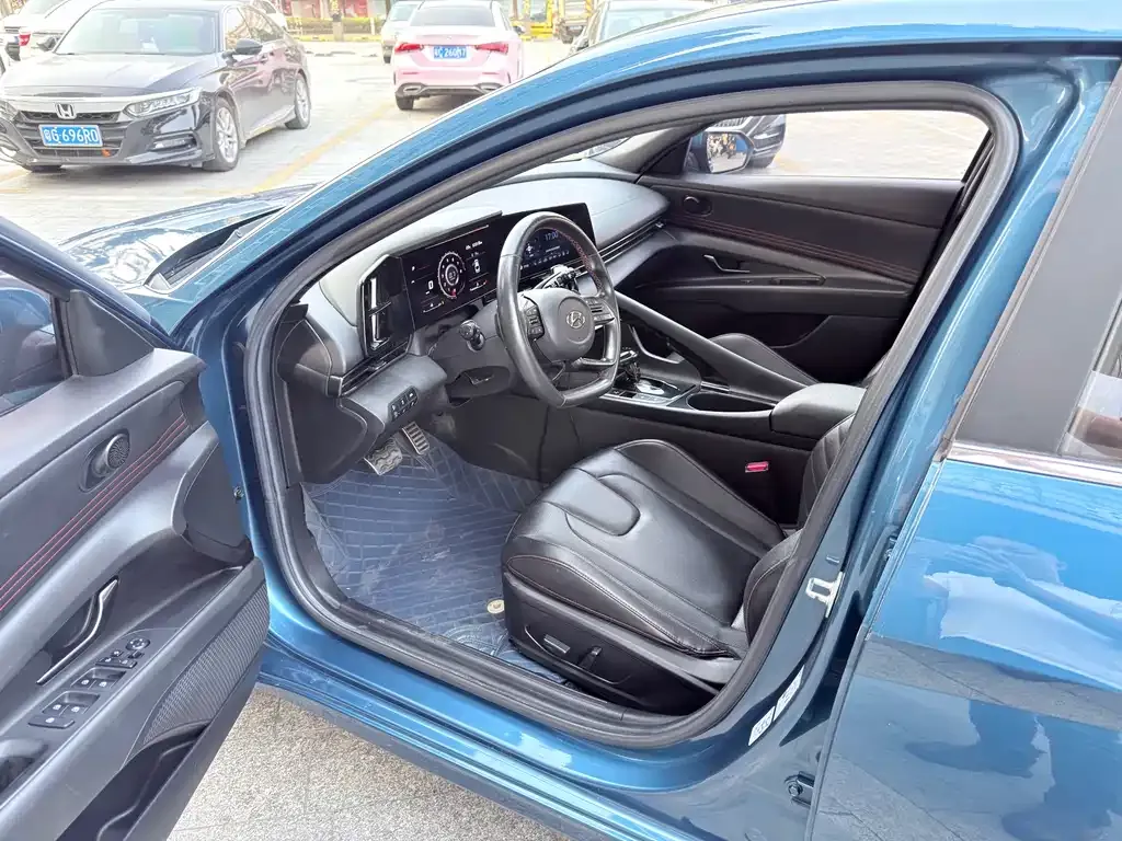 Hyundai Elantra 2021 из CN, фото 7