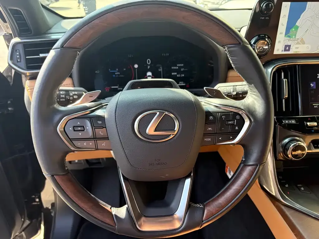 Lexus LX 2025 из CN, фото 3