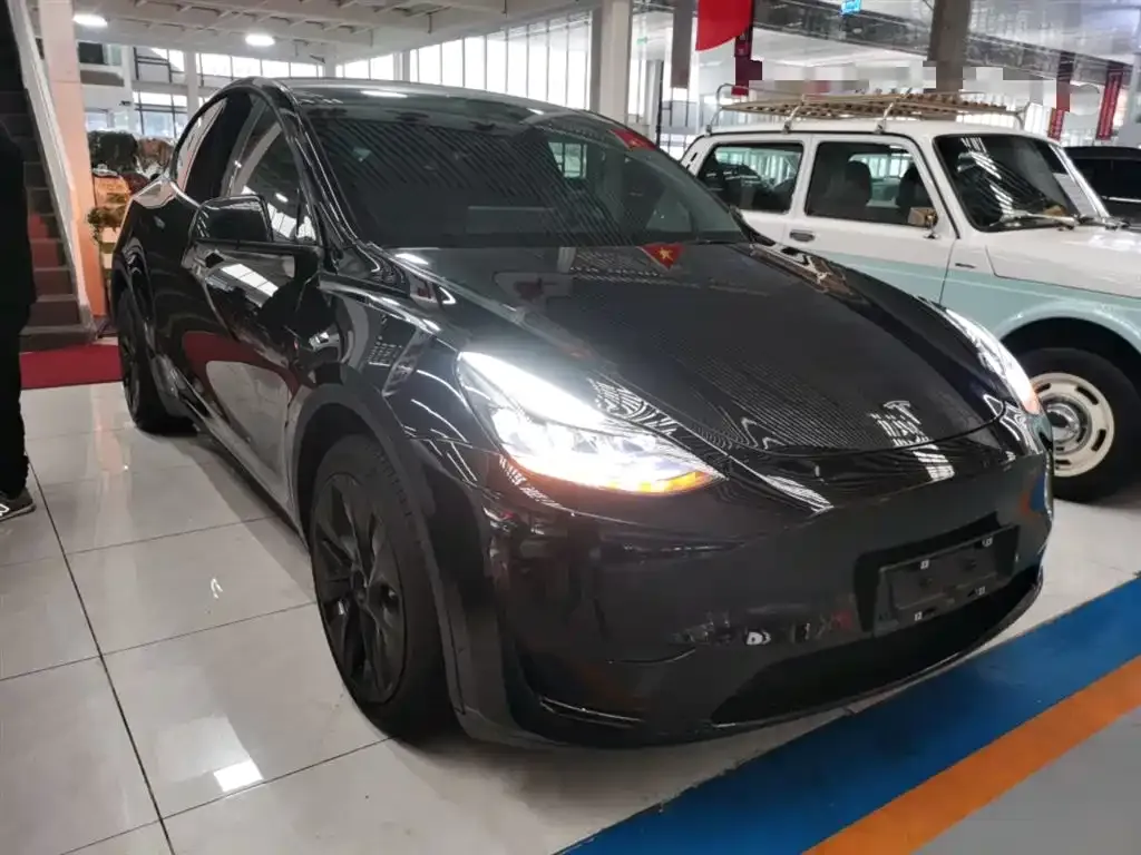 Tesla Model Y 2022 из CN, фото 8