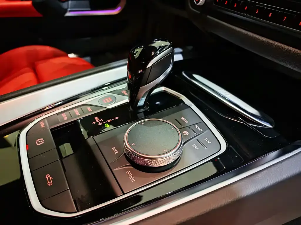 BMW Z4 2024 из CN, фото 5