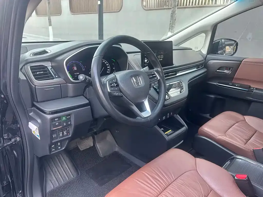 Honda Odyssey 2022 из CN, фото 2