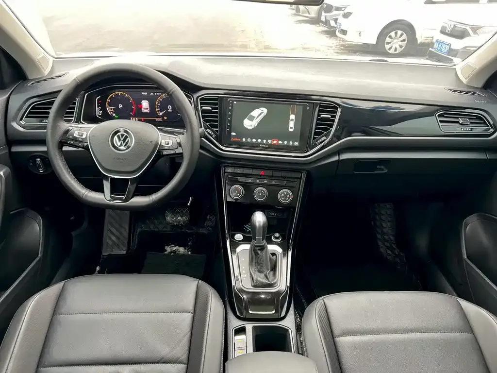 Volkswagen T-Roc 2022 из CN, фото 2