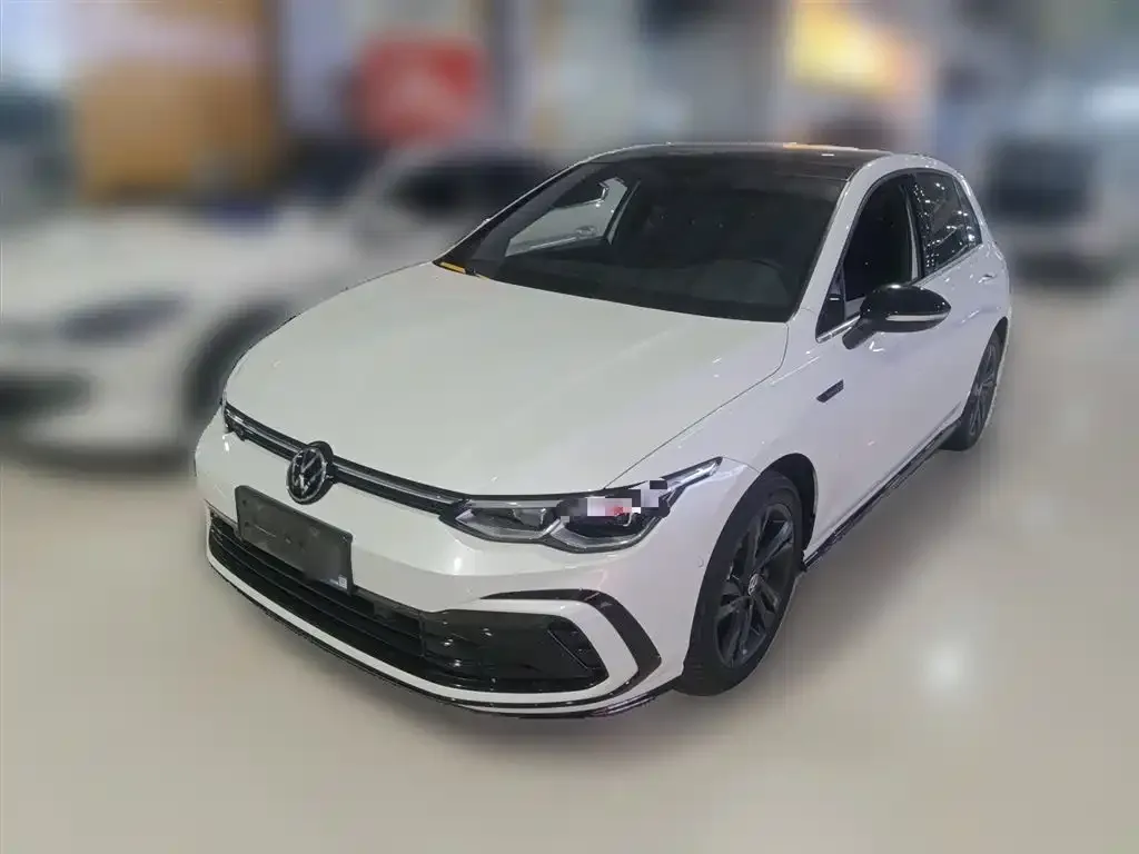 Volkswagen Golf 2021 из CN, фото 2