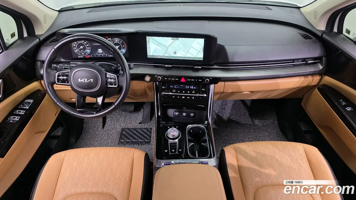 Kia Carnival — фото 10