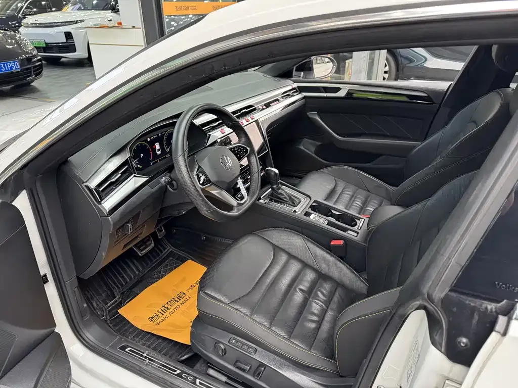 Volkswagen CC 2023 из CN, фото 9