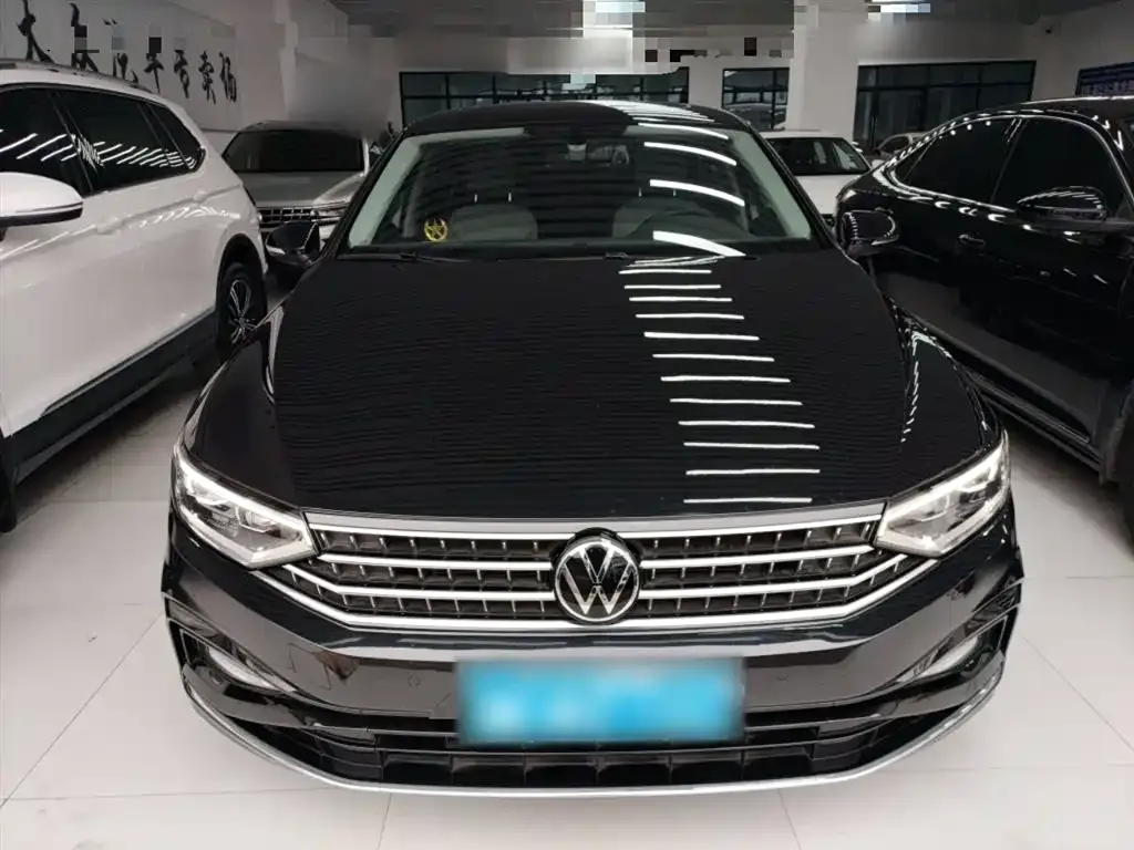Volkswagen Magotan 2023 из CN, фото 8