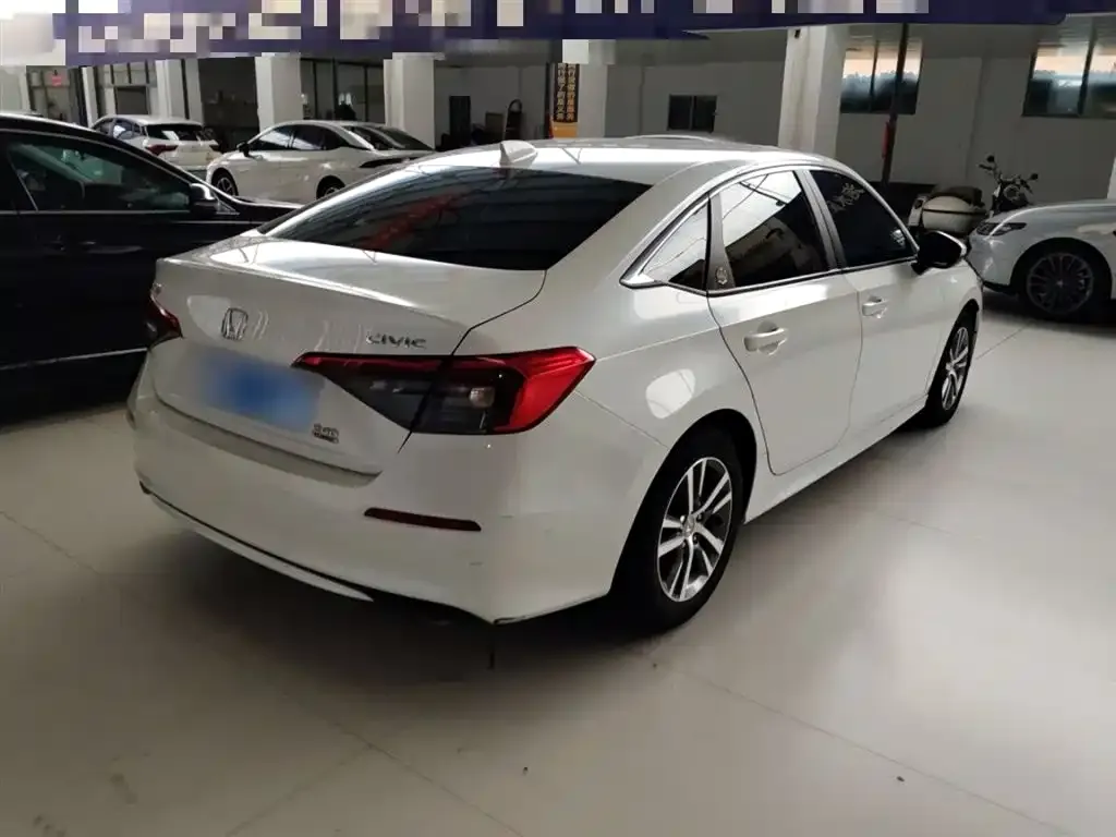 Honda Civic 2024 из CN, фото 3