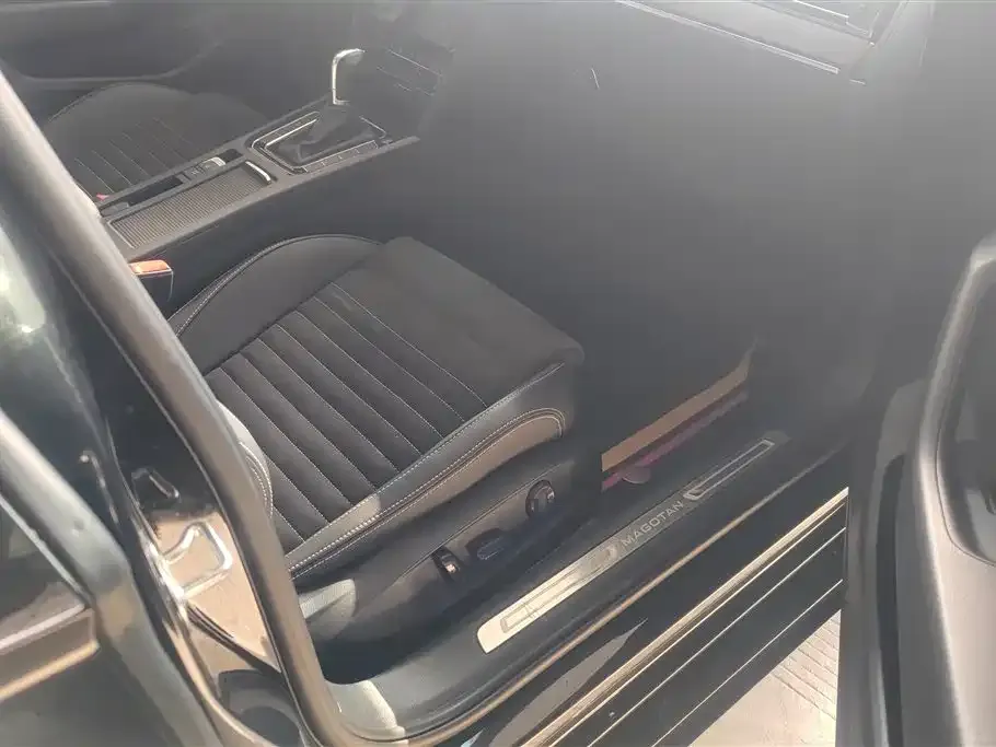 Volkswagen Magotan 2022 из CN, фото 8